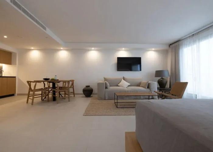 Cala Lanuza Suites