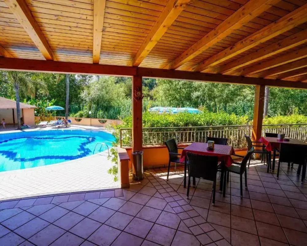 фото Old River Residence