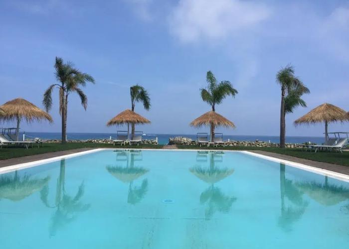 Sunshine Beach Resort