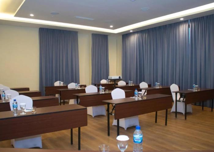 Parkside Gayo Petro Hotel