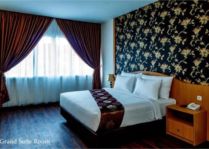 Grand Bayu Hill Hotel