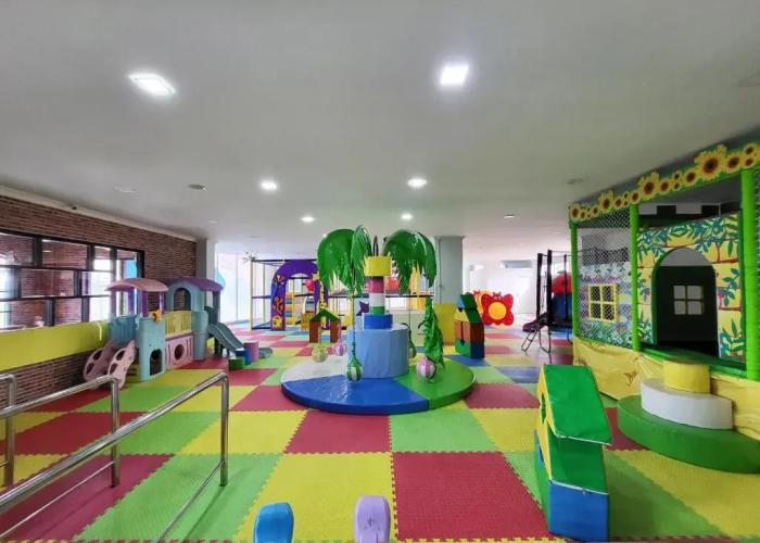 Grand Bayu Hill Hotel