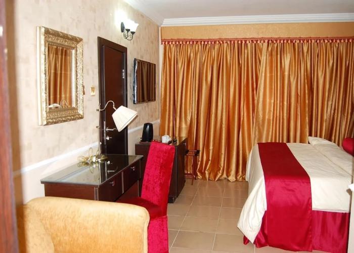 144 Suites Luxury Hotel