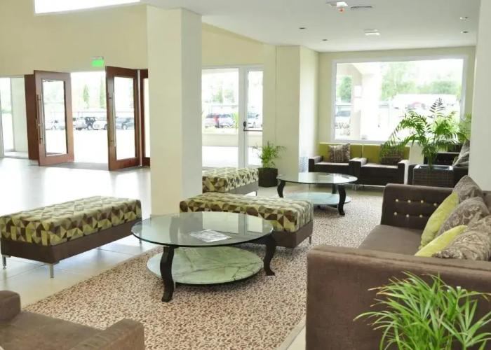 Howard Johnson by Wyndham Piedras Moras