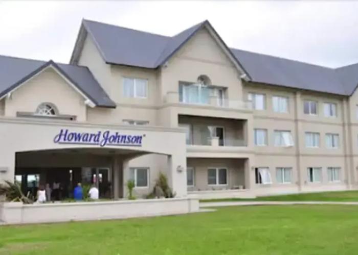 Howard Johnson By Wyndham Piedras Moras