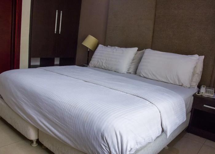Chelsea Suites Annex
