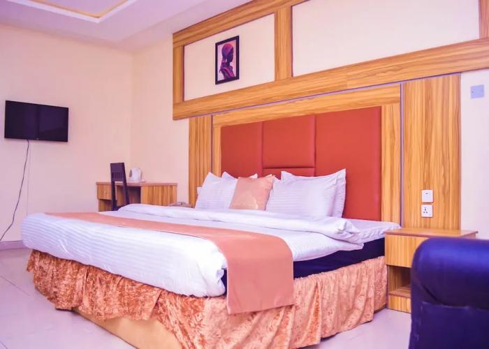 Owee Hotel Exclusive Apartments & Suites