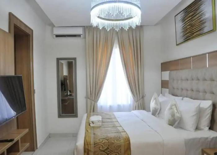 Brighams Suites