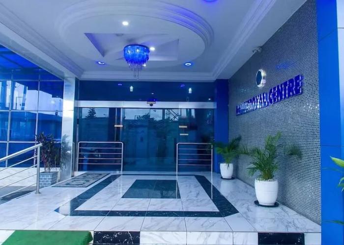 MountRoyal Centre Hotel and Suites