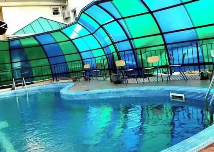 Vicmike Villa Hotel & Suites
