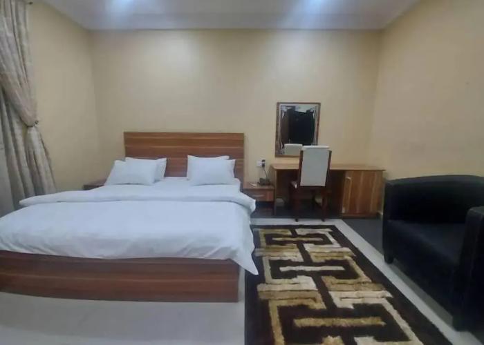 Grand Pallazo Hotel and Suites