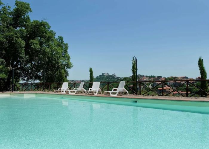 Mansion in Montefiascone With Pool