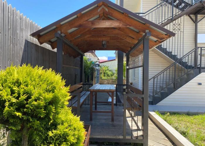 S Basseynom Guest House