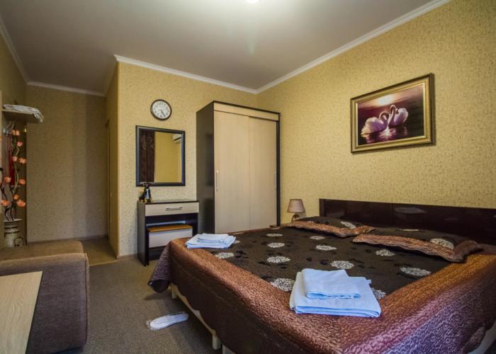 Kameya Guest house