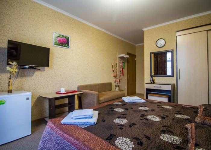 Kameya Guest house