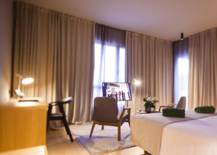 One Suite Hotel