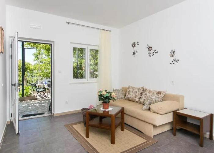 Apartments Olive