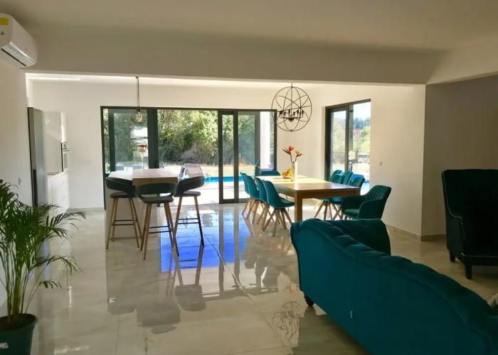 Villa Primavera with Swimming Pool