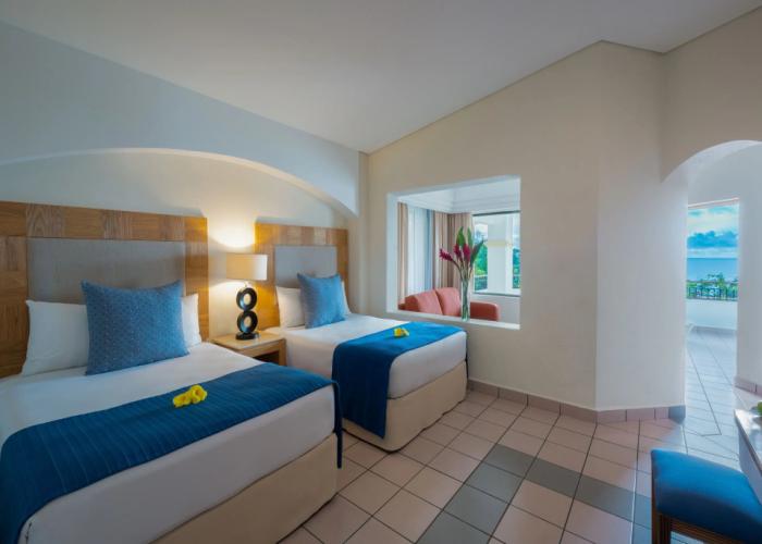 Park Royal Beach Huatulco – All Inclusive