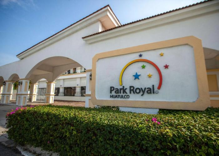 Park Royal Beach Huatulco – All Inclusive
