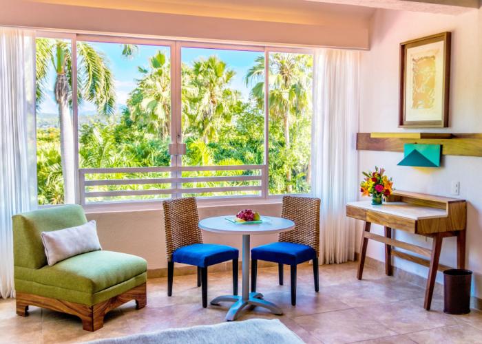 Las Brisas Huatulco – All Inclusive