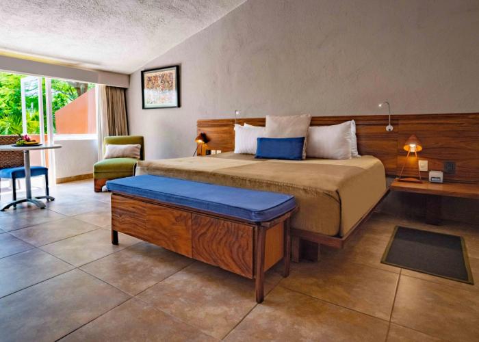 Las Brisas Huatulco – All Inclusive