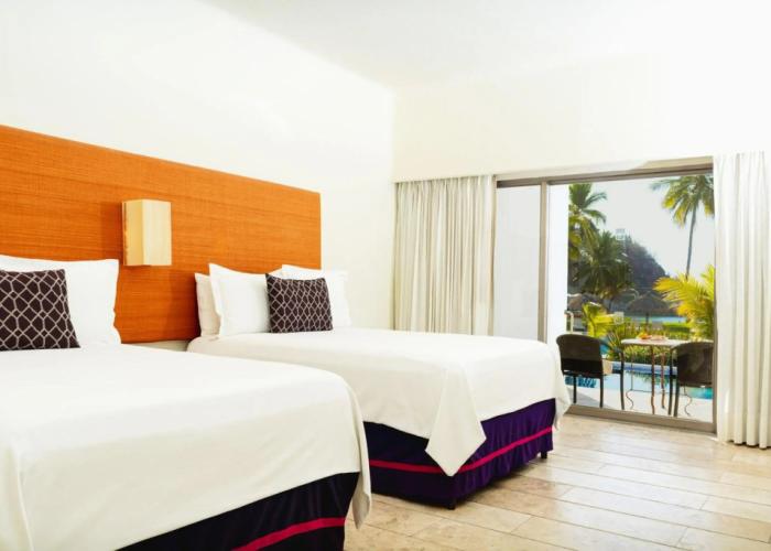 Camino Real Zaashila Huatulco
