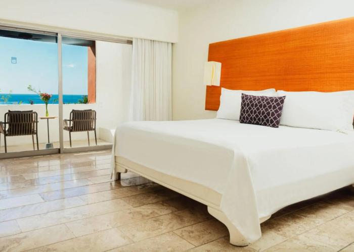 Camino Real Zaashila Huatulco