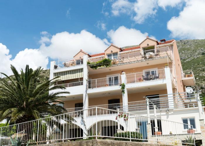 Apartments Sandito