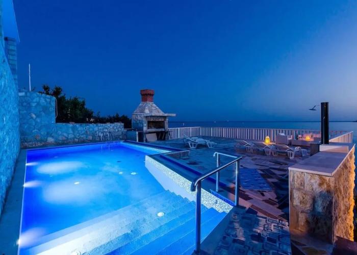 Sun & Sea Apartments