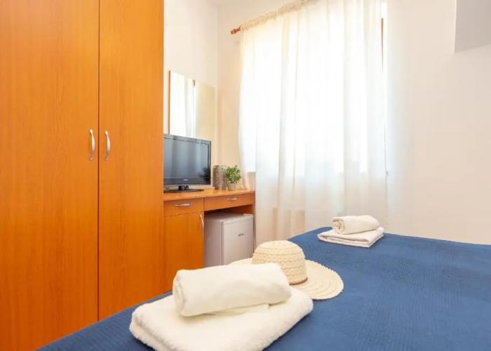 Apartments Mondo