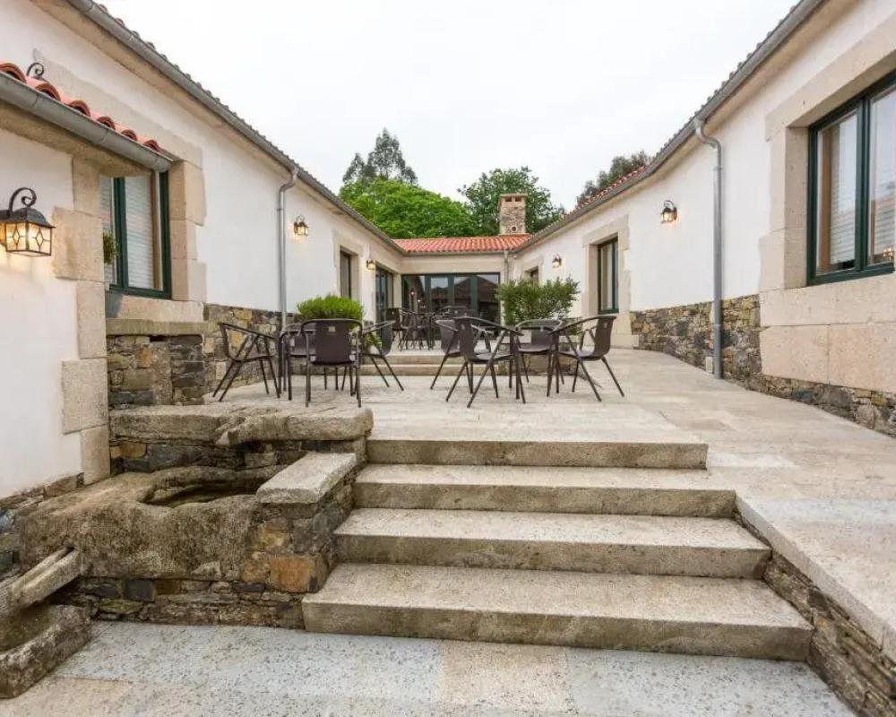 Casa da Ponte de Penas