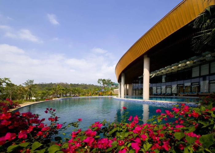 Island Skylight Resort