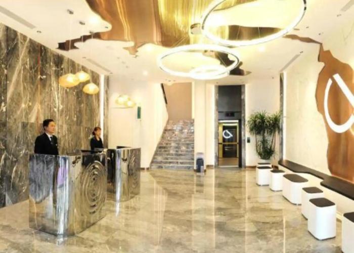 Veee Hotel