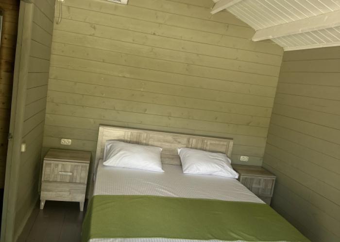 #12 Hotel