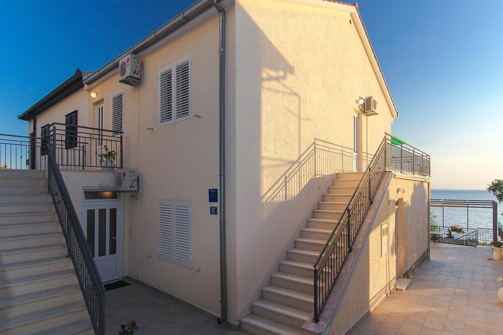 Apartments Villa Alex