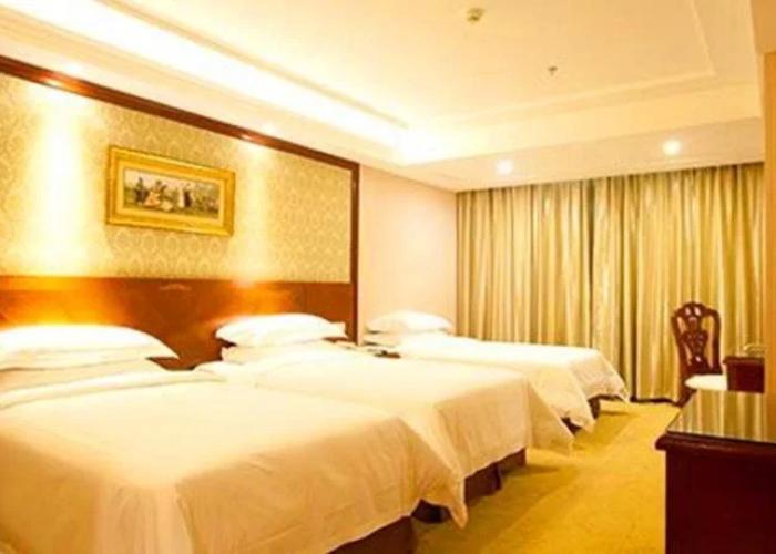 Vienna Hotel Guangdong Huizhou Maidi South Road