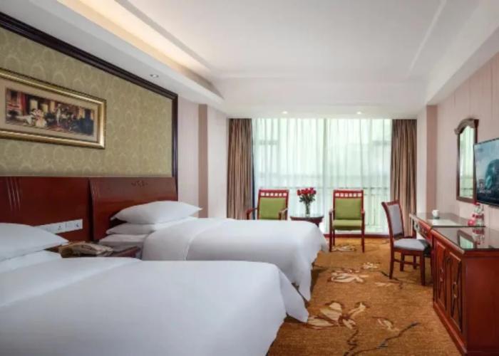 Vienna Hotel Huizhou Zhongxin
