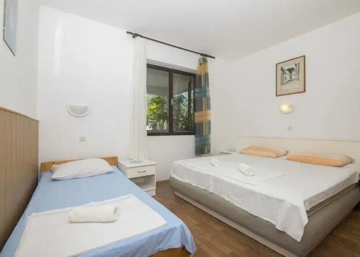 Apartments Tonin
