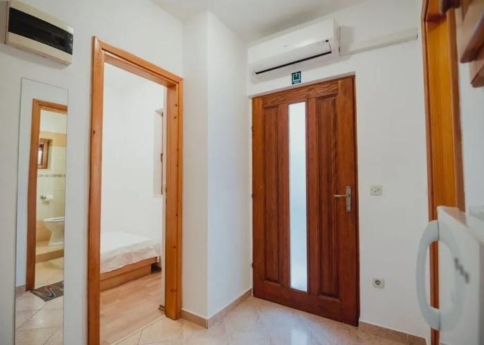 Apartments Antun