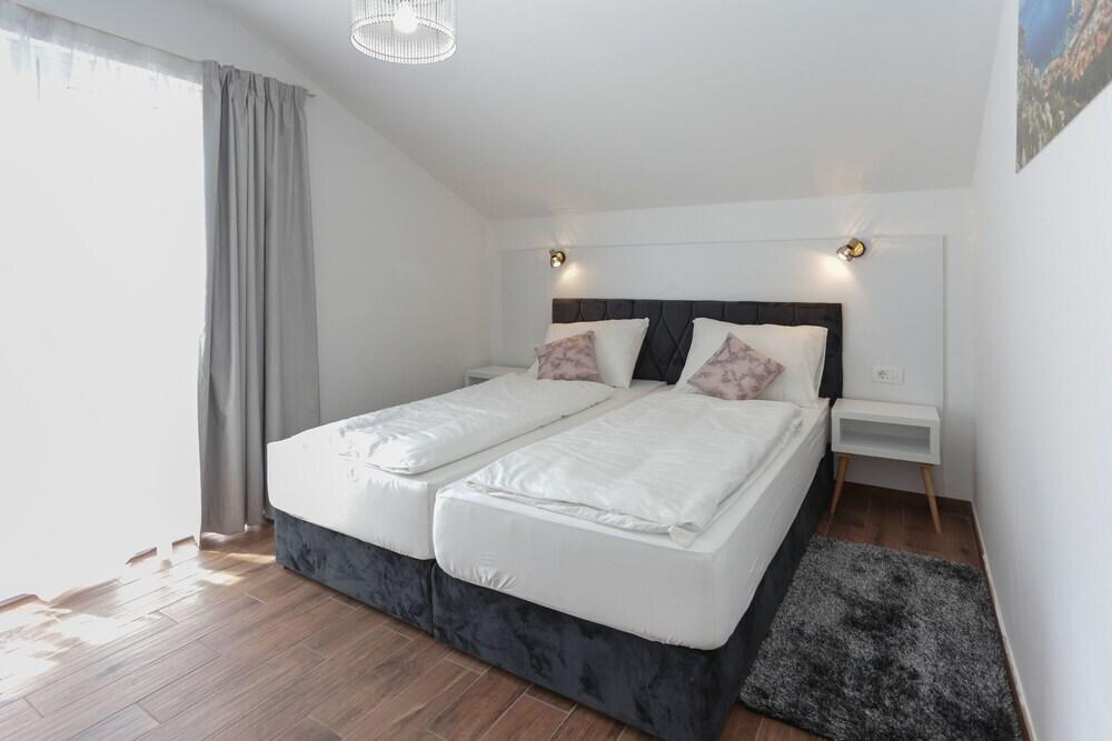 Apartments Villa Niko