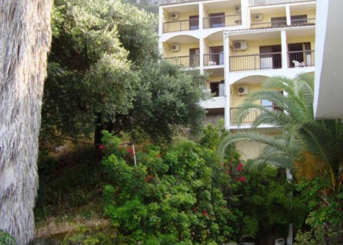 Karina Hotel