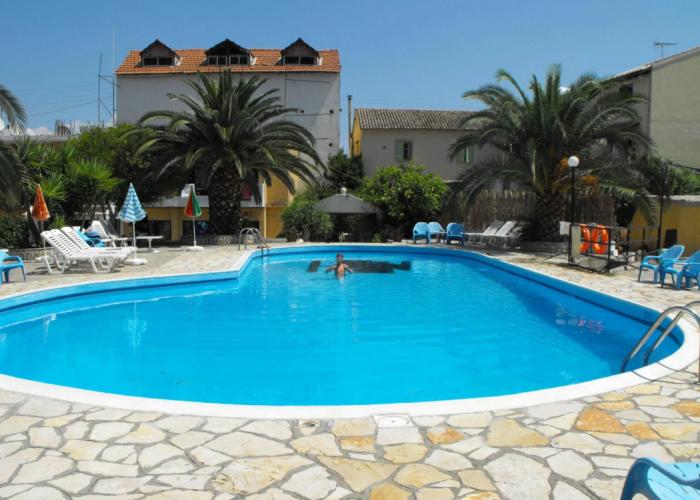 Le Mirage Hotel