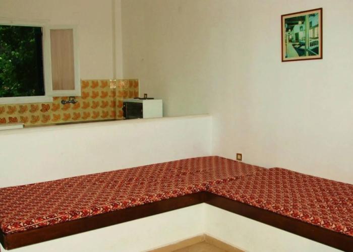 Anna Apartments