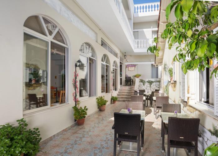 Bella Vista Beach Hotel And Studios- Corfu Benitses Hotel