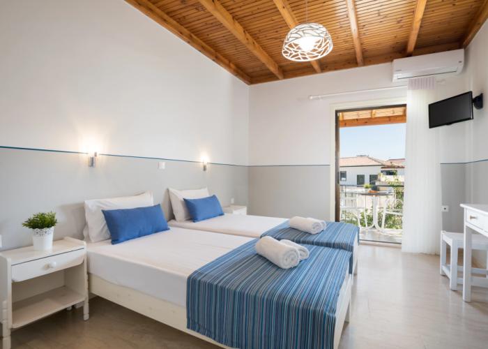 Bella Vista Beach Hotel And Studios- Corfu Benitses Hotel