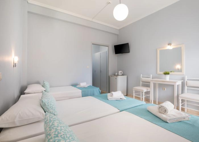 Bella Vista Beach Hotel And Studios- Corfu Benitses Hotel