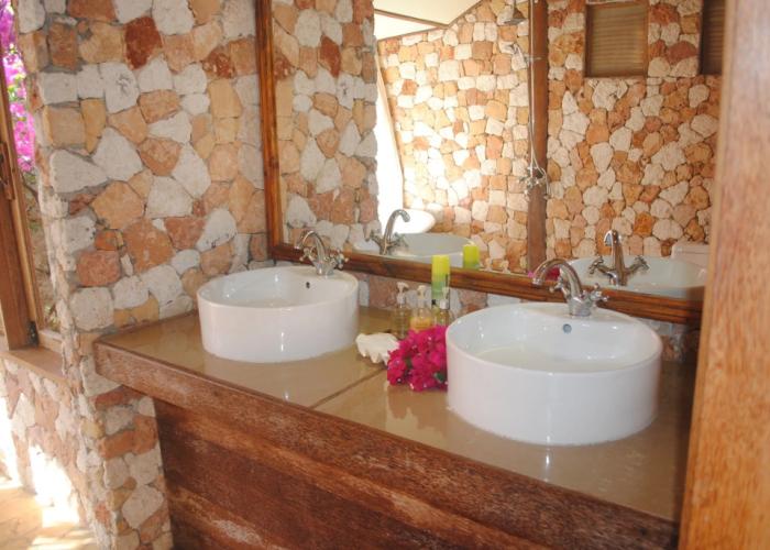 Seasons Lodge Zanzibar