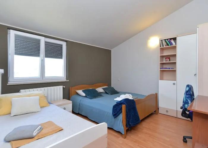 Apartment 1779