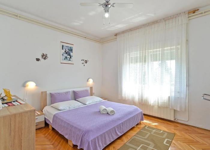 Apartment 1779